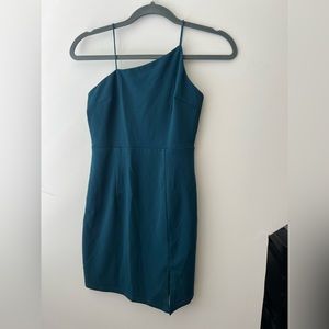 Teal Lulu’s mini dress